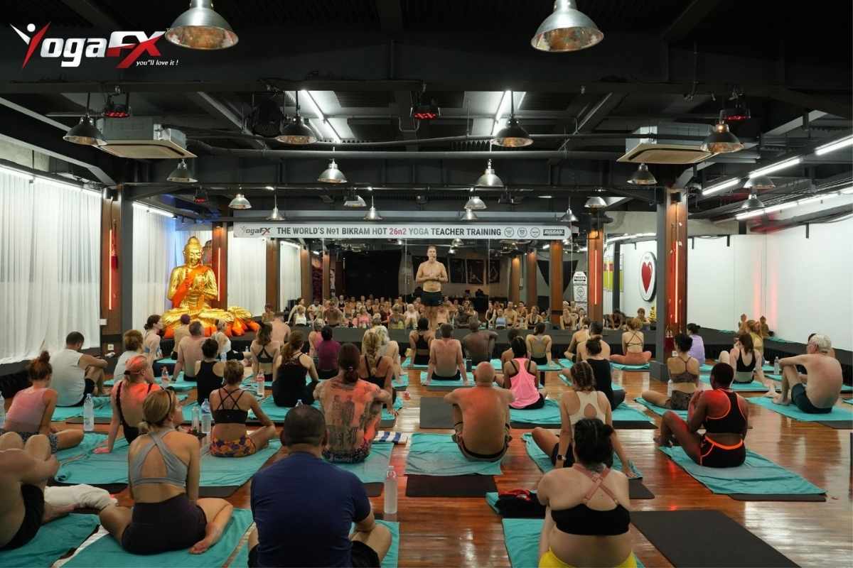 Deciding between Bikram and Vinyasa yoga styles during a stay in Bali